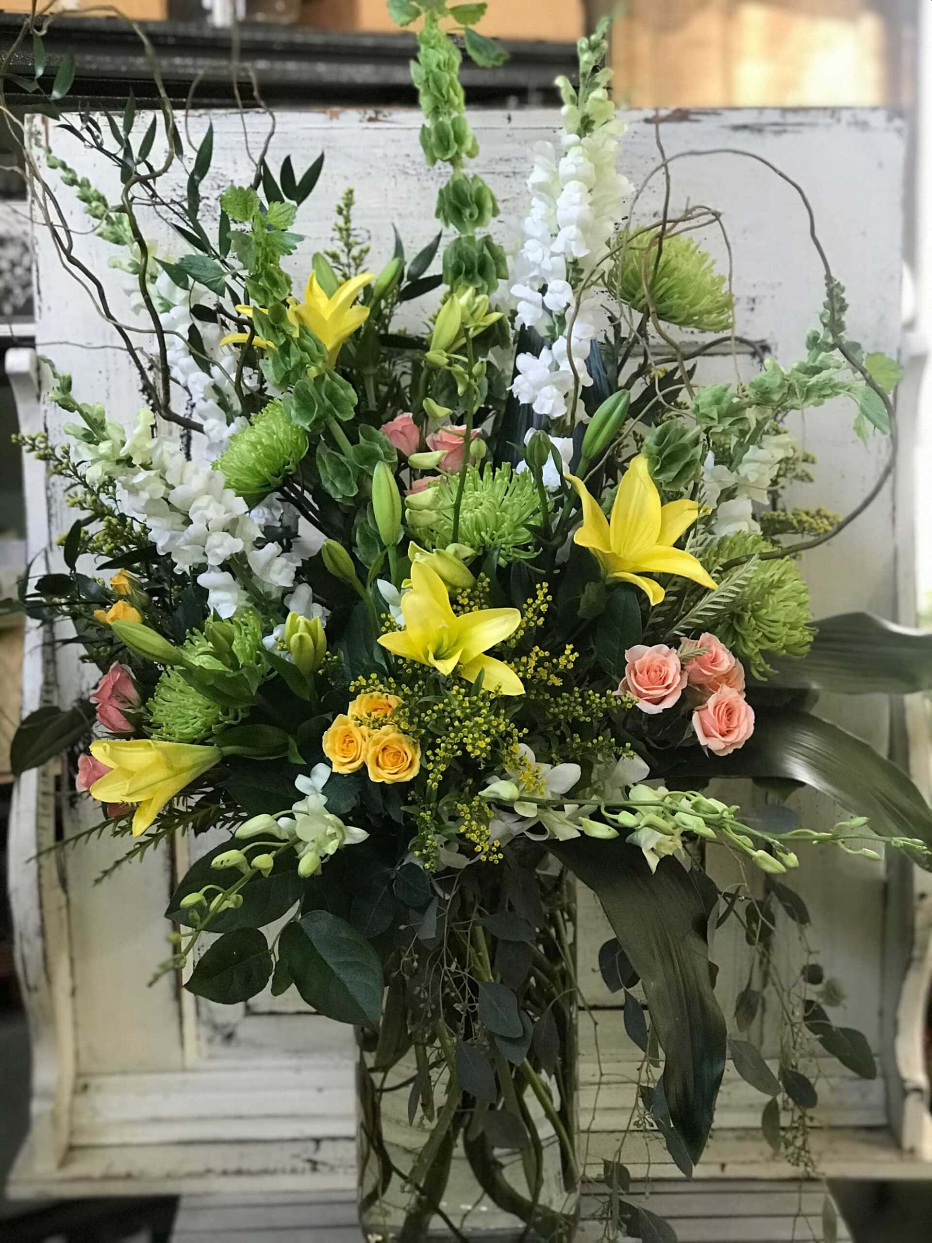 IMG_4739-1 A floral arrangement from Art in Bloom Floral Studio in Howell, Michigan.